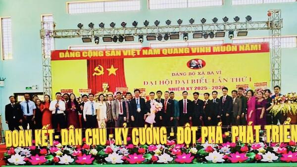 ĐẢNG BỘ XÃ BA VÌ TỔ CHỨC THÀNH CÔNG ĐẠI HỘI ĐẠI BIỂU LẦN THỨ I, NHIỆM KỲ 2025 - 2030