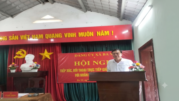 ĐẢNG ỦY XÃ BA VÌ ĐỐI THOẠI TRỰC TIẾP VỚI NHÂN DÂN THÔN NƯỚC LẦY: LẮNG NGHE ĐỂ HÀNH ĐỘNG